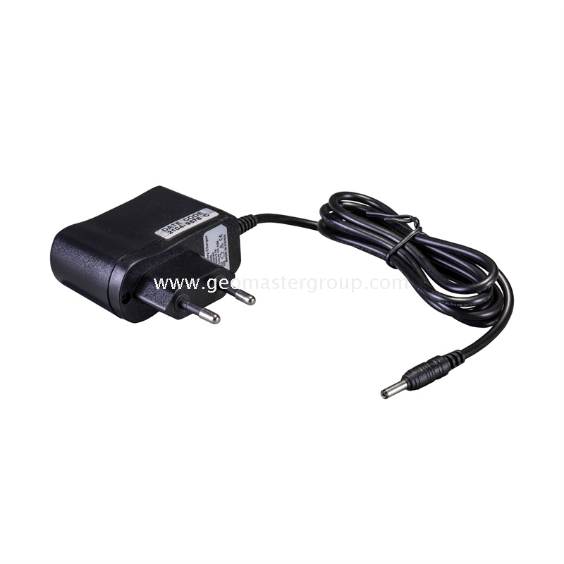 Зарядное устройство для геодезических работ