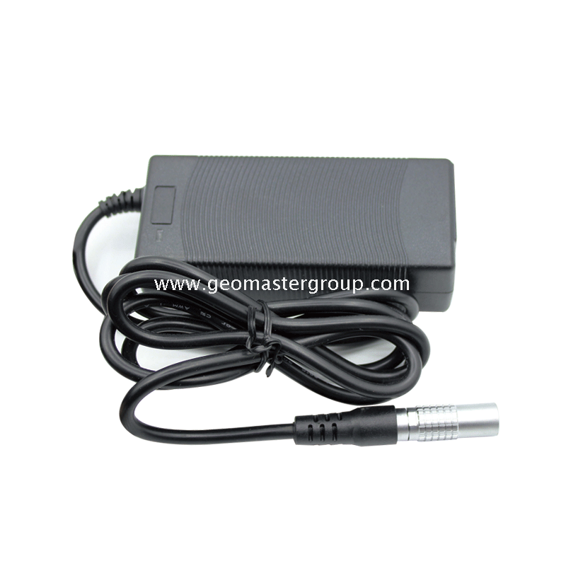 Зарядное устройство для геодезических работ