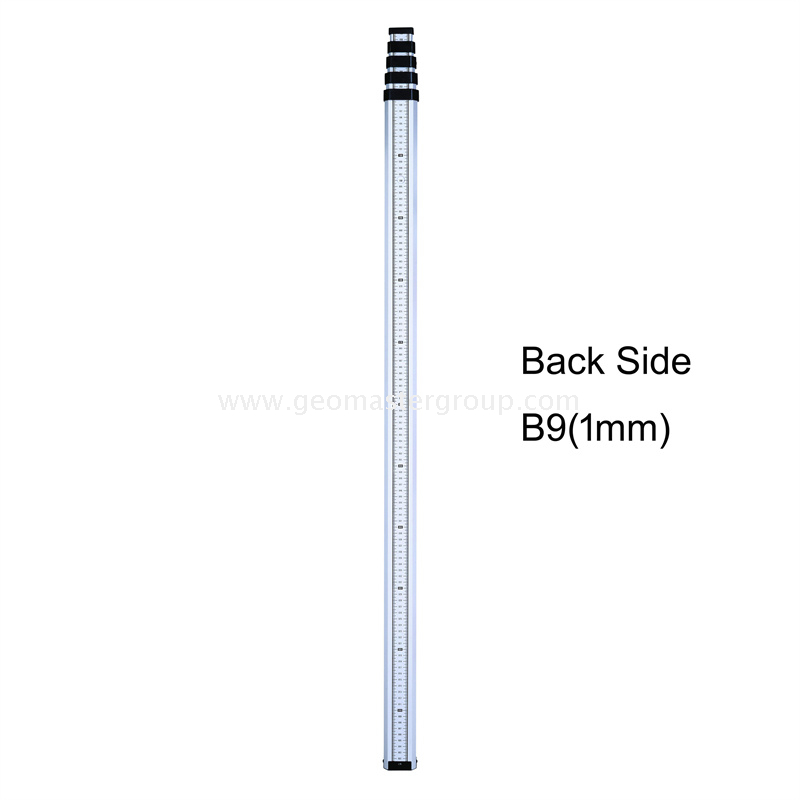 Задняя сторона выпускного