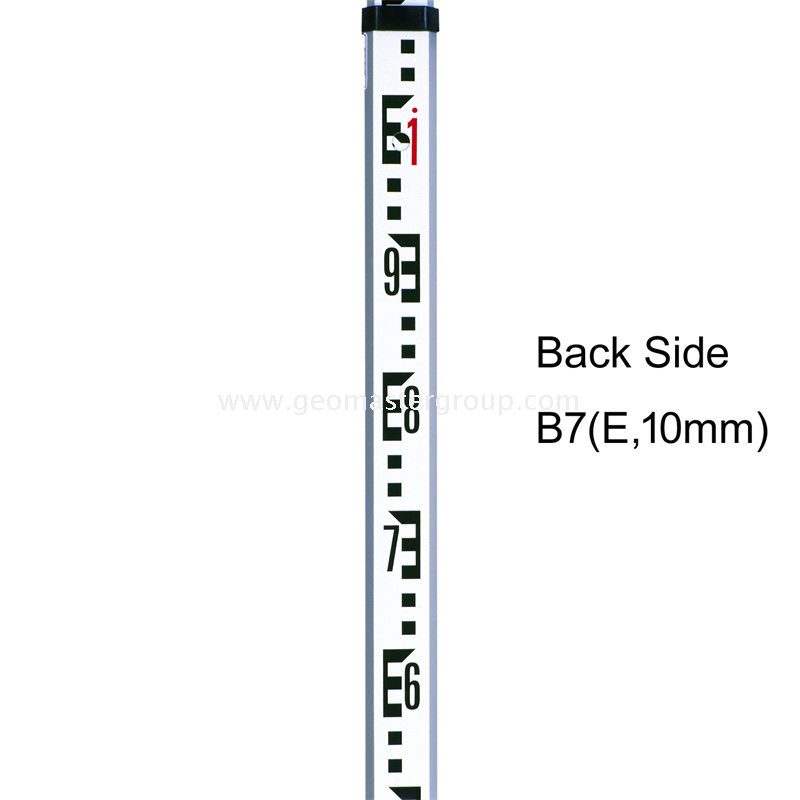 Задняя сторона выпускного