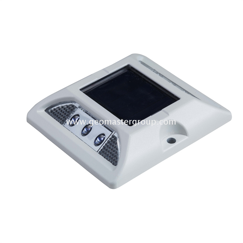 Солнечная дорожная шпилька