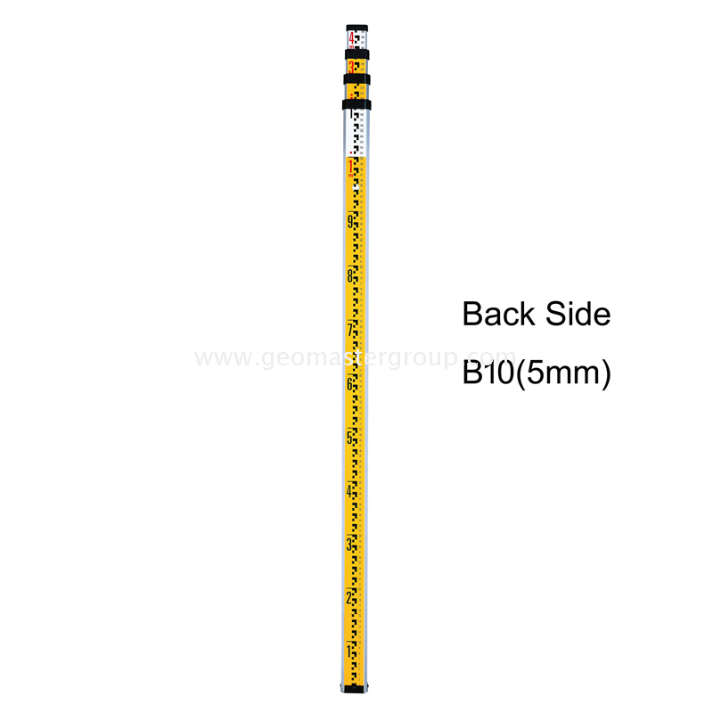 Задняя сторона выпускного