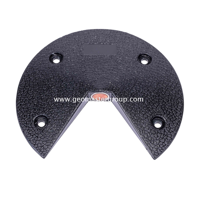 Дорожная призма (призма кошачьего глаза)